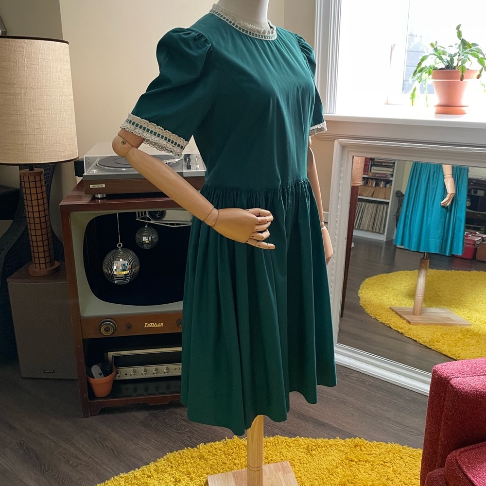 Prairie Dress 🧺 - Picture 2 of 4